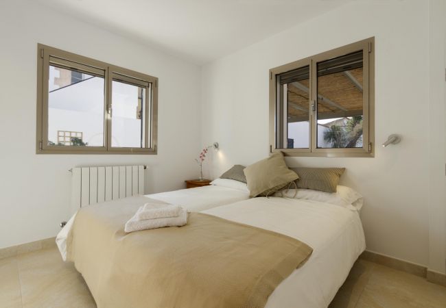 Chalet en Port de Pollença - HOLLAND (11 pax)  Ref. PP11