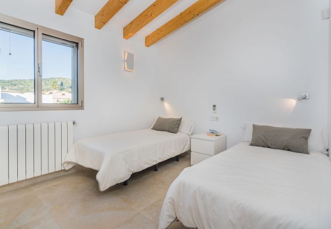 Chalet en Port de Pollença - HOLLAND (11 pax)  Ref. PP11