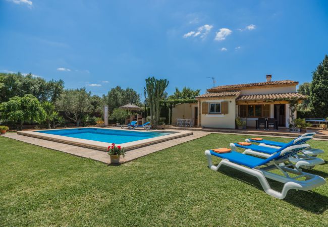 Villa en Pollensa / Pollença - CORRETJA  Ref. VP50