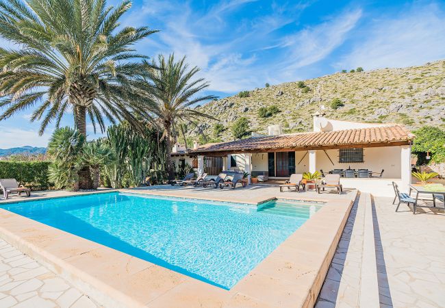 Villa en Pollensa / Pollença - CANAVES  Ref. VP15