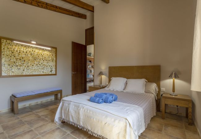 Country house in Inca - Finca Alcina