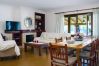 Living room with dining table, satellite TV and wifi